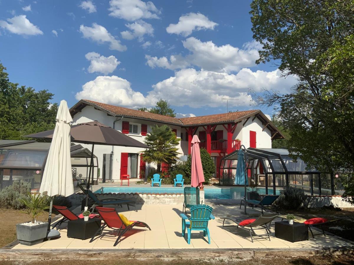 Bed and Breakfast Domaine De Labelo Commensacq Esterno foto