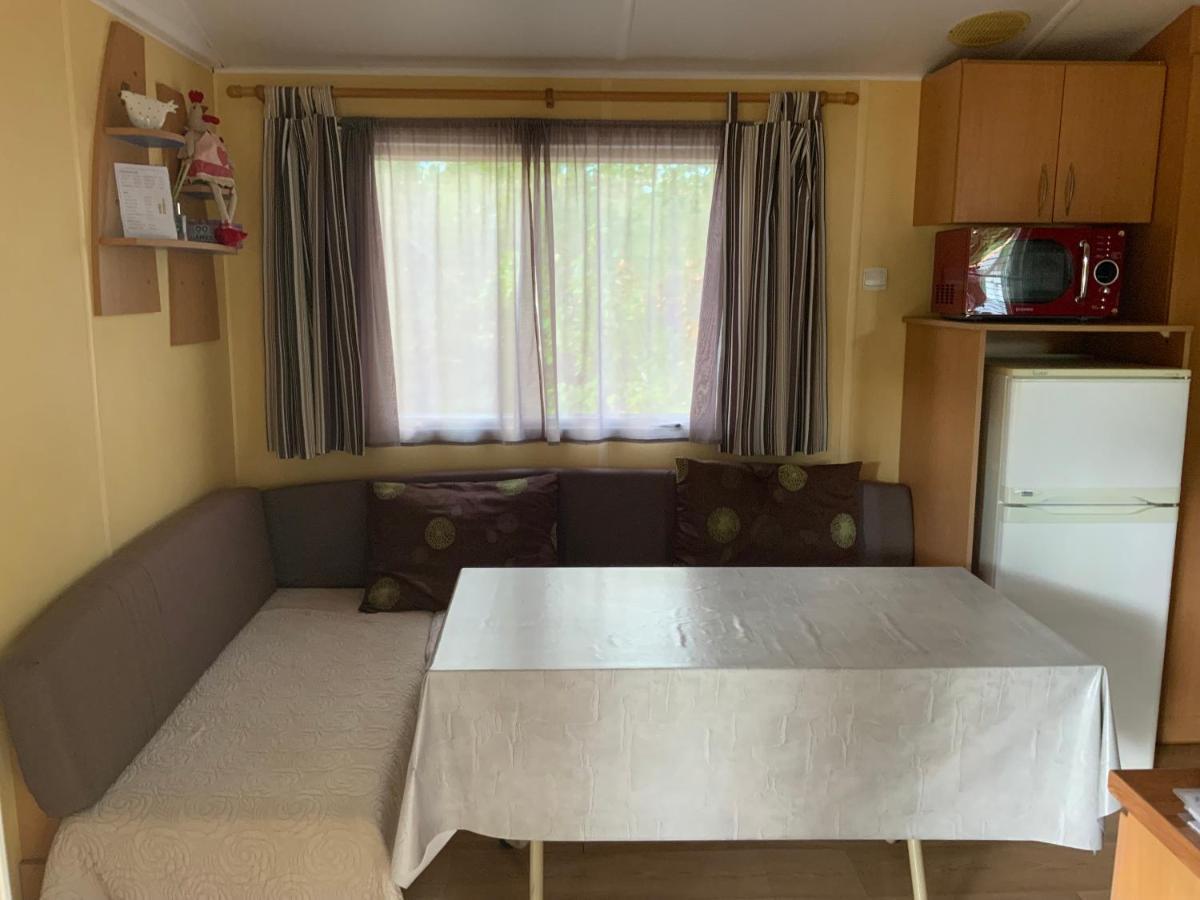 Bed and Breakfast Domaine De Labelo Commensacq Esterno foto